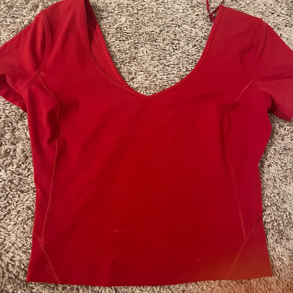 Lululemon Size 4 Align Tee, Dark Red, - Picture 1 of 3